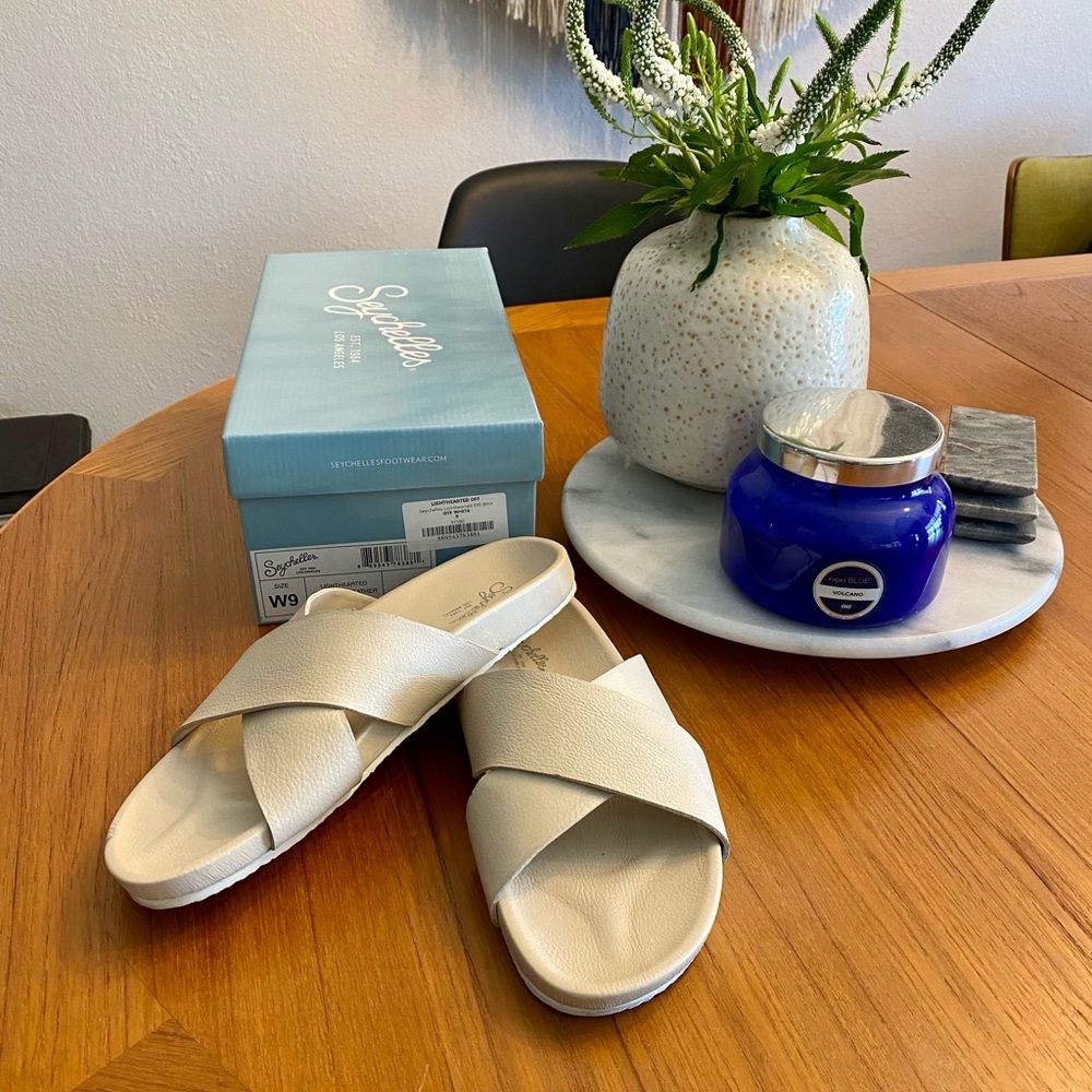 ✨ Seychelles Lighthearted Slide Sandal Off White